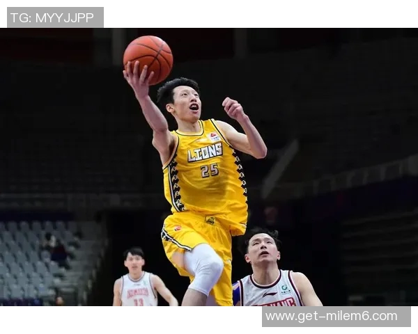 赵岩昊：从篮球新星到国家队主力的成长之路与未来展望